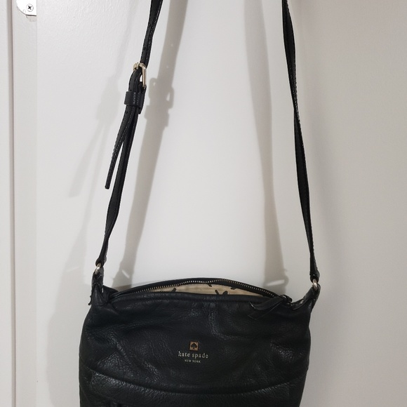 Purses - Picture 4 of 6